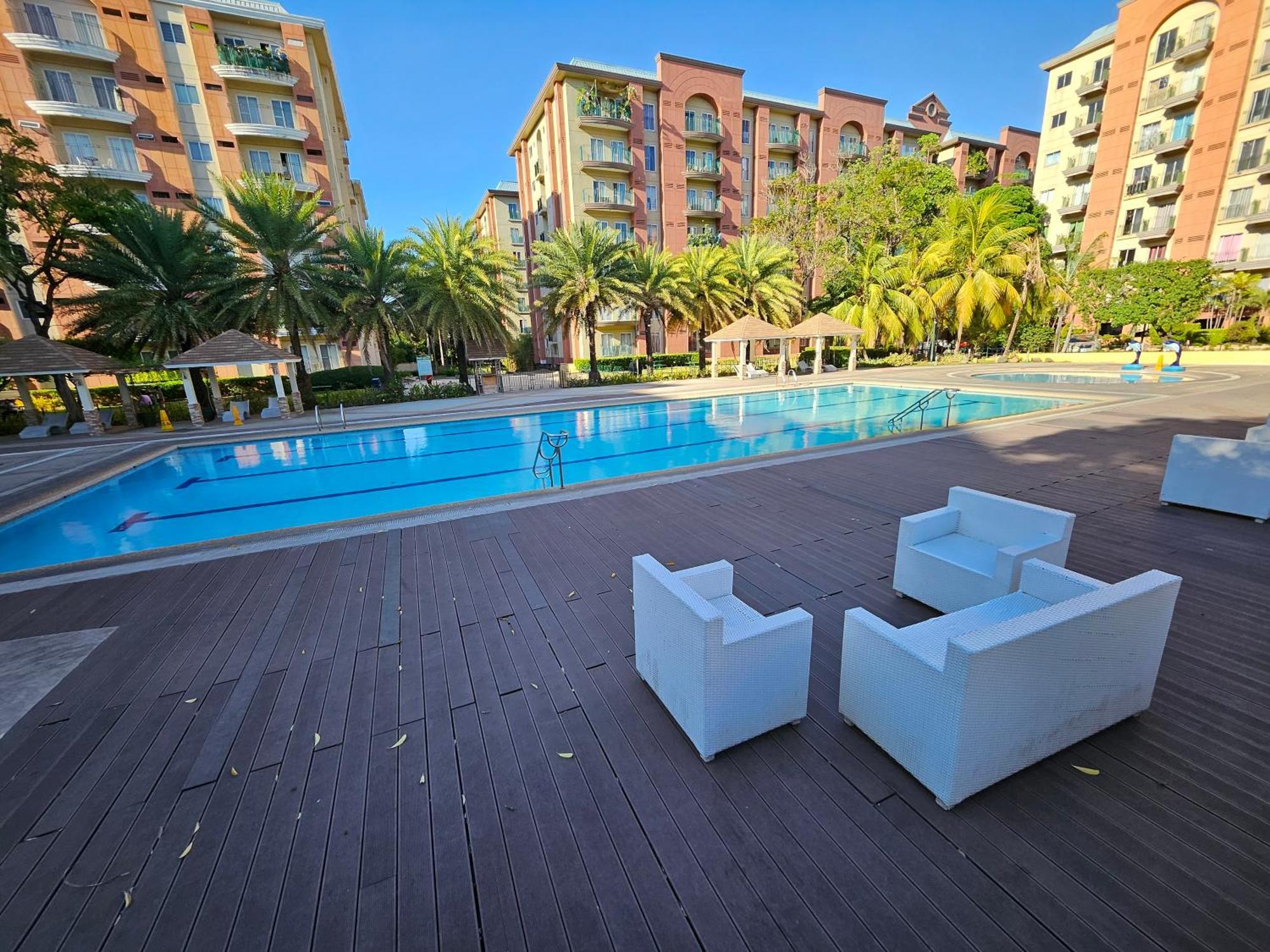 Cozy 2Br Staycation With Balcony Chateau Elysee For 4-6 Pax Paranaque City Exterior foto